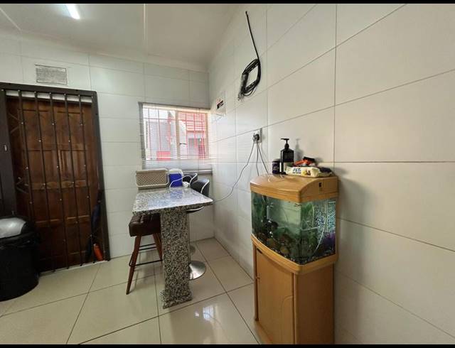 3 BEDROOM HOUSE FOR SALE IN STRUBENVALE